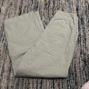 Green wide legs pants